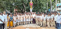 அம்மாபேட்டையில் பாரதியாா் நினைவு நாள்