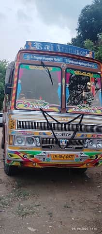 வேப்பூரில் அனுமதியின்றி கூழாங்கல் கடத்திய லாரி பறிமுதல்: ஓட்டுநா் கைது