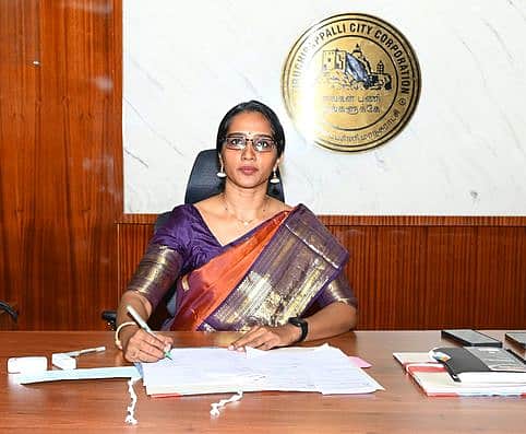 திருச்சி மாநகராட்சி ஆணையராக 
நே. பொன்மணி பொறுப்பேற்பு