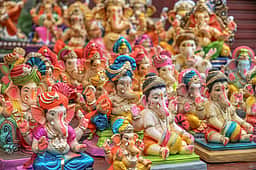 விநாயகர் சதுர்த்தியை முன்னிட்டு சிலைகள் தயாரிக்கும் பணி தீவிரம் - புகைப்படங்கள்