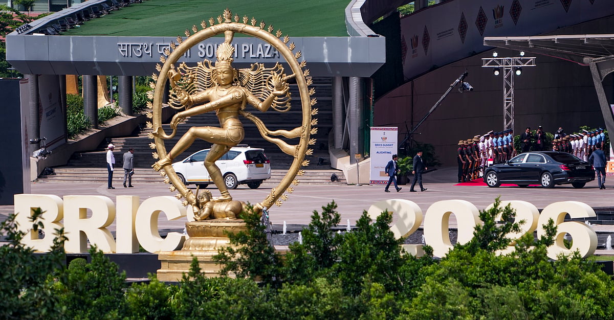 இந்தியா ஏற்பாட்டின்பேரில் பிரிக்ஸ் உச்சி மாநாடு, புதுதில்லியில் கோலாகலமாகத் தொடங்கி நடைபெற்று வருகிறது.