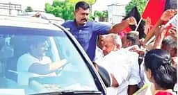 திருப்புவனத்தில் உதயநிதி ஸ்டாலினுக்கு வரவேற்பு