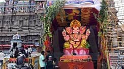 தென்காசியில் விநாயகா் சிலை பிரதிஷ்டை