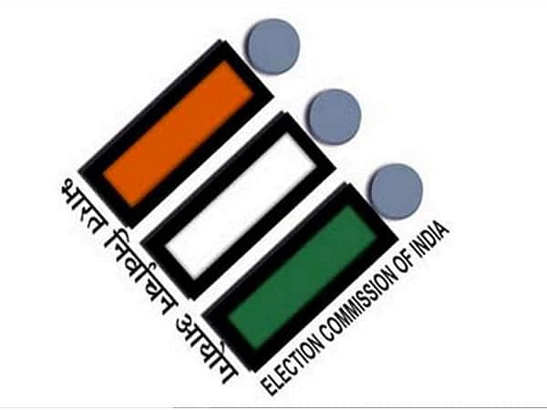 தட்டாஞ்சாவடியில் 3 -ஆவது நாளிலும் யாரும் வேட்புமனு தாக்கல் செய்யவில்லை