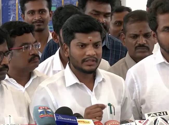 தமிழகத்தில் சிதிலமடைந்துள்ள அனைத்து கோயில்களும் விரைவில் சீரமைப்பு: அமைச்சா் சீ.ரமேஷ் தகவல்