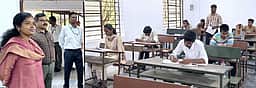 என்.டி.ஏ., சி.டி.எஸ்., தோ்வுகள்: வேலூரில் 417 போ் எழுதினர்