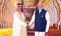 மூன்று நாள்களாகப் பிரதமரின் ராஜீய மாரத்தான்! 15 நாடுகளின் தலைவா்களுடன் பேச்சு!