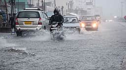 நீலகிரி, கோவையில் செப்.16 வரை
பலத்த மழைக்கு வாய்ப்பு