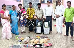 கொத்தடிமையாக இருந்து மீட்கப்பட்ட குடும்பத்துக்கு நிவாரண உதவி