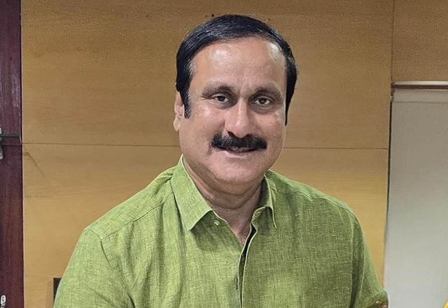 தமிழர்களின் வாய்ப்புகளை பிற மாநிலத்தவர்க்கு தாரைவார்க்கும் சதியை முறியடிக்க வேண்டும்! - அன்புமணி  வலியுறுத்தல்