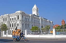 வருவாய்  குறைவு... செலவு  அதிகரிப்பு: திணறும் சென்னை மாநகராட்சி!