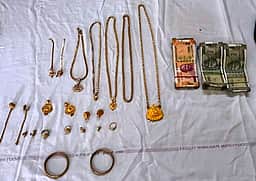 ரயிலில் பயணி தவறவிட்ட 26 பவுன் நகை மீட்பு