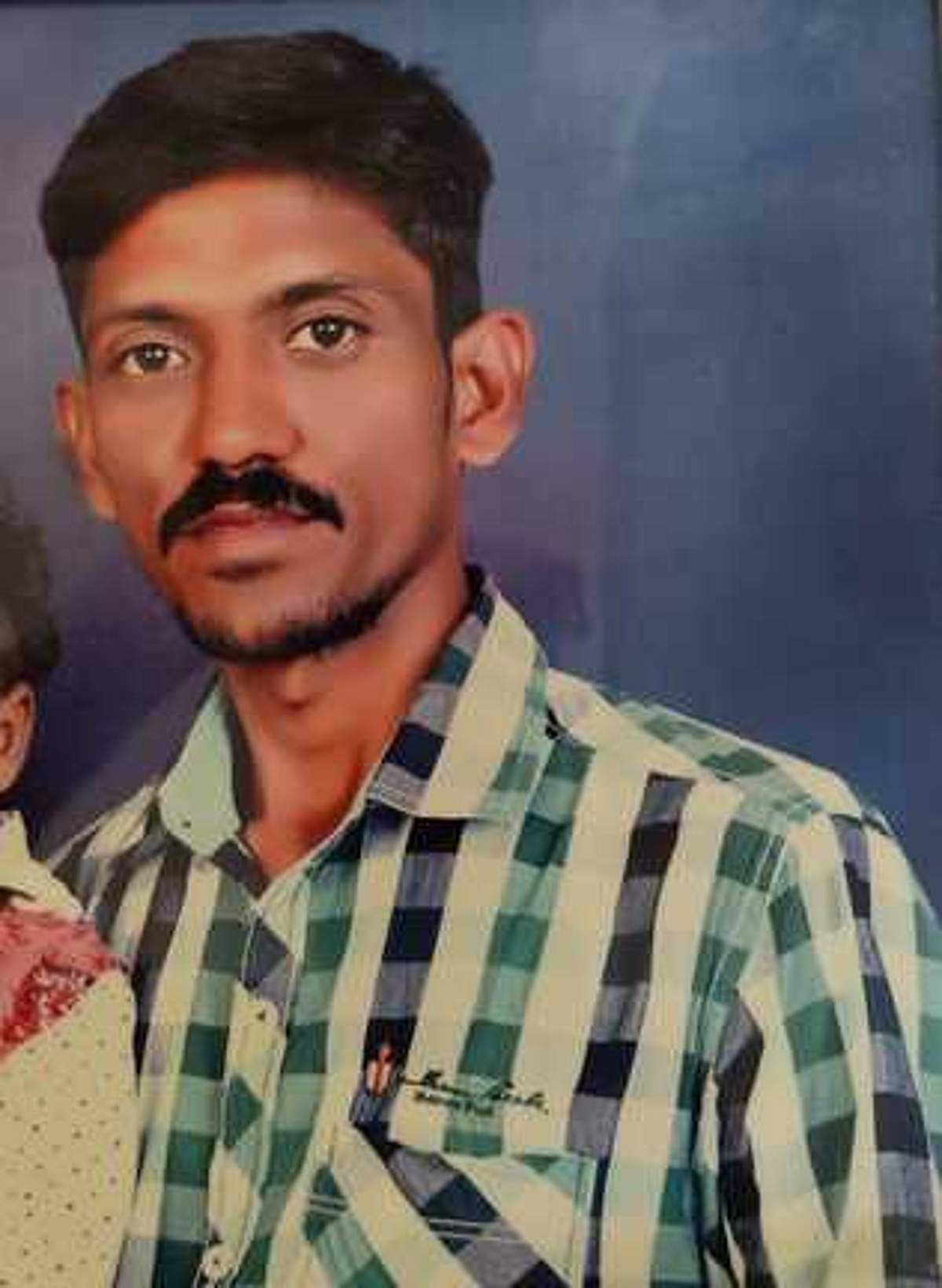 சத்தியமங்கலம் அருகே மா்மமான முறையில் கூலித் தொழிலாளி கொலை