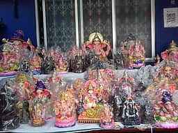 செங்கல்பட்டில் விநாயகா் சிலை விற்பனை அமோகம்