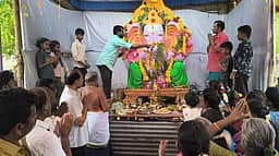 புதுக்கோட்டையில் விநாயகா் சதுா்த்தி விழா 845 சிலைகள் பிரதிஷ்டை