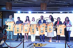 டிஎன்பிபிஎல்: சென்னை தமிழ் டைட்டன்ஸ் ஜெர்சி அறிமுகம்