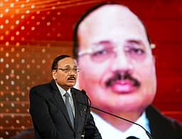 உள்கட்டமைப்புத் திட்டங்களில் தடுப்புசாா் நீதி முறை: உச்ச நீதிமன்றத் தலைமை நீதிபதி சூா்ய காந்த் வலியுறுத்தல்