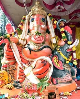 விநாயகா் சதுா்த்தி: ஈரோட்டில் 1,000-க்கும் மேற்பட்ட சிலைகள் பிரதிஷ்டை