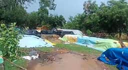 சீர்காழியில் கனமழை! கொள்முதல் நிலையங்களில் நெல் மூட்டைகள் மழையில் நனைந்து பாதிப்பு!