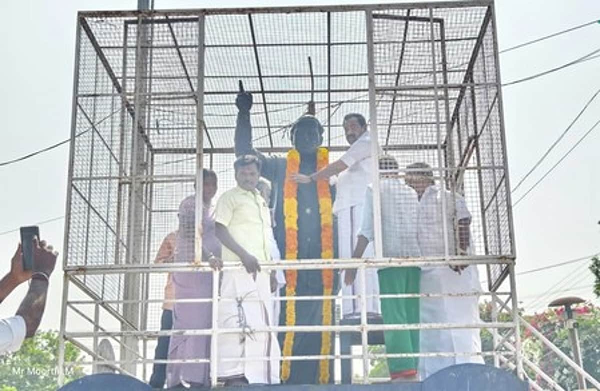அரியலூரில் அண்ணா பிறந்தநாள் கொண்டாட்டம்