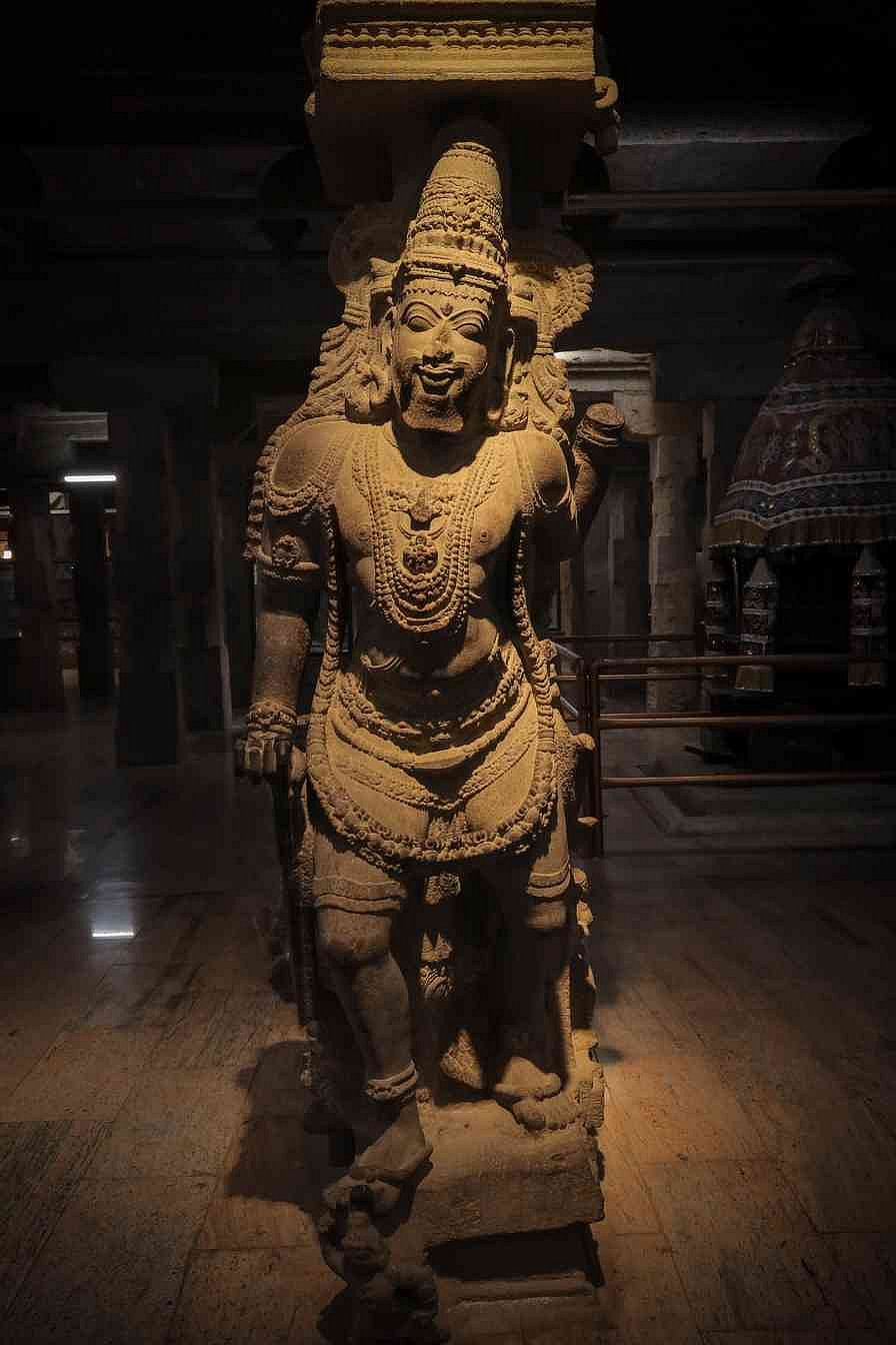 ஆயிரம் கால் மண்டபம் சிலைகள் - அர்ஜுனன்