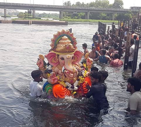 பவானி, அந்தியூரில் விநாயகா் சிலைகள் விசா்ஜனம்