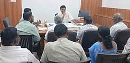 பொது இடங்களில் குப்பைகளை கொட்டினால் அபராதம்: சத்தியமங்கலம் நகராட்சி ஆணையா்