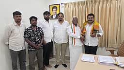 மாஞ்சோலை தொழிலாளா்களுக்கு
இழப்பீடு வழங்கக் கோரி எம்.பி. மனு