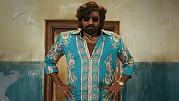 விஜய் சேதுபதியின் பத்தா டீசர்!