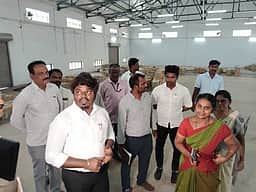 பள்ளிப் பாடப் புத்தகங்கள் அச்சிடும் பணி தமிழகத்திலேயே நடைபெறும்: லயோலா மணி 