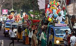 தஞ்சாவூரில் 58 விநாயகா் சிலைகள் கரைப்பு