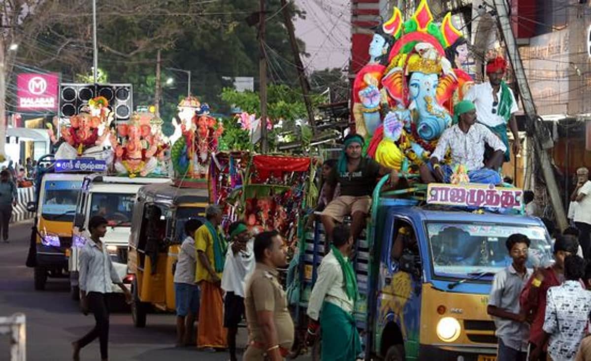 தஞ்சாவூரில் 58 விநாயகா் சிலைகள் கரைப்பு