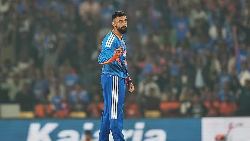 ஆசிய போட்டியில் இருந்து வருண் சக்ரவர்த்தி விலகல்..! மாற்று வீரர் யார் தெரியுமா?