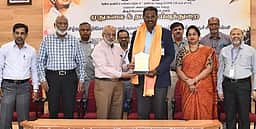 கண்ணதாசன் படைப்பிலக்கிய மாரத்தான்: 25 மணிநேரம் கவிதை பாடி சாதனைப் பதிவு