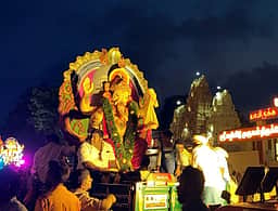 ராமநாதபுரம், ராமேசுவரத்தில் 
56 விநாயகா் சிலைகள் கரைப்பு