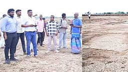 திருவாடானை பகுதியில் வளா்ச்சித் திட்டப் பணிகள்:
மாவட்ட ஆட்சியா் ஆய்வு