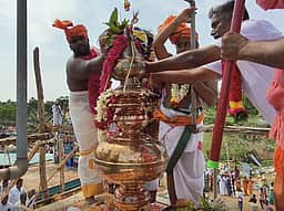 800 ஆண்டுகள் பழமை... வன்மீகநாதர் கோயிலில் கோலாகல குடமுழுக்கு விழா!