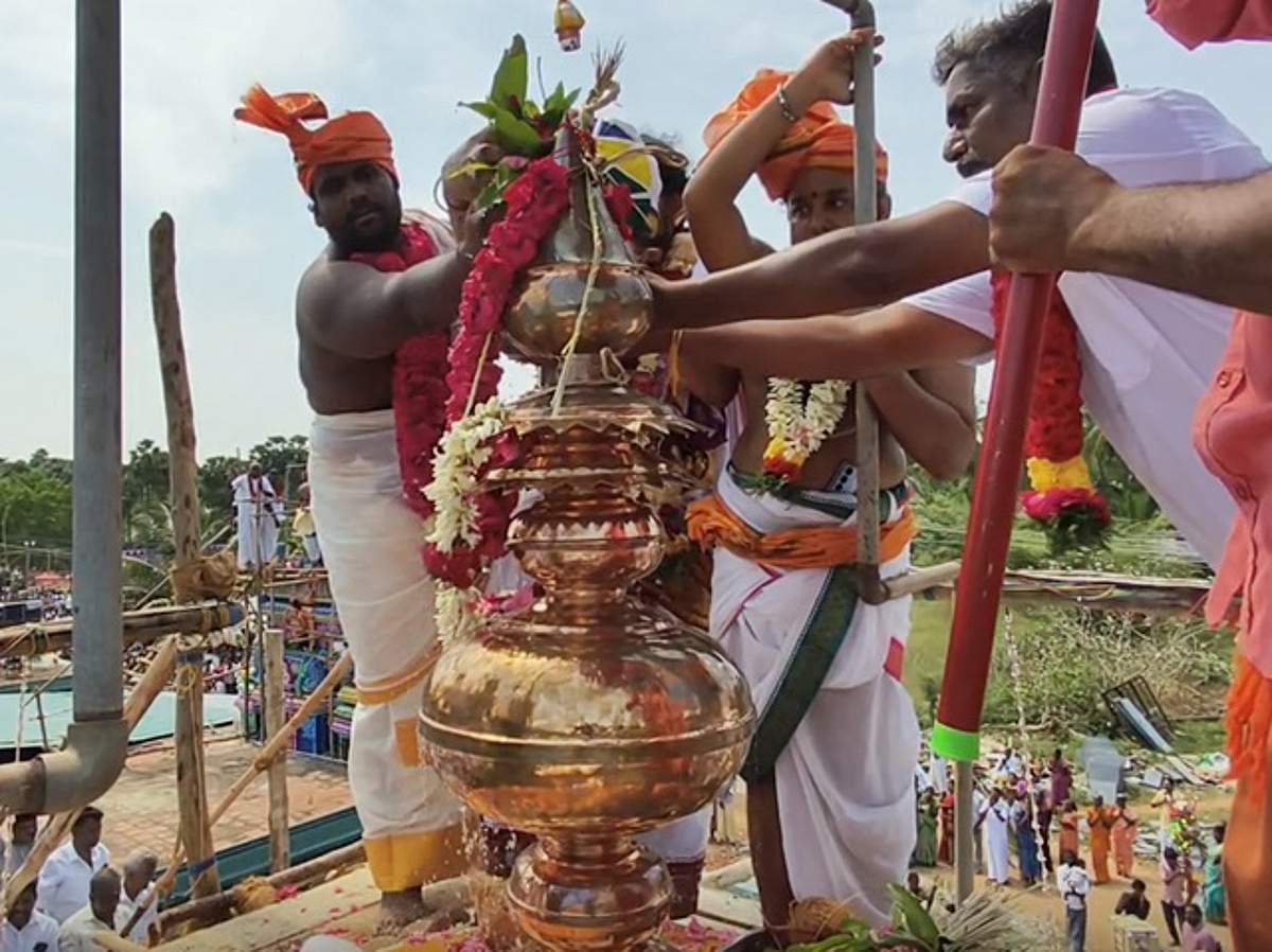 800 ஆண்டுகள் பழமை... வன்மீகநாதர் கோயிலில் கோலாகல குடமுழுக்கு விழா!