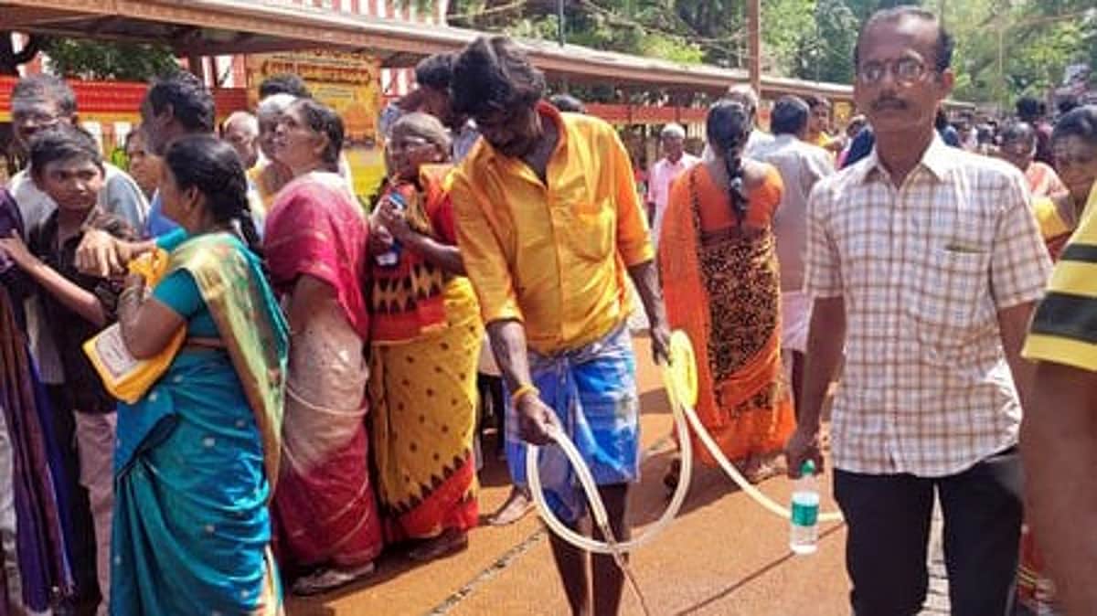 மாநகா் முழுவதும் அன்னதானம், நீா்மோா் பந்தல்கள்