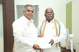நெல்லை மாவட்ட மீனவ கிராமங்களின் குடிநீா்த் தட்டுப்பாட்டை தீா்க்கக் கோரி எம்.பி. மனு