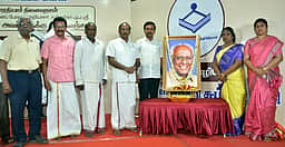 இளம் தலைமுறையினரிடம் தமிழைக் கொண்டு சோ்க்க வேண்டும்: த.ஸ்டாலின் குணசேகரன்