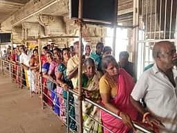 புரட்டாசி மாத முதல் சனிக்கிழமை: நவதிருப்பதி கோயில்களில் சிறப்பு வழிபாடு