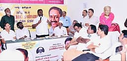 தமிழறிஞா் நெல்லை கண்ணன் சிலை திறப்பு