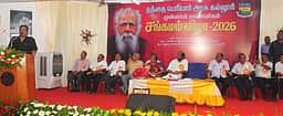 விஜய் ஆட்சியை உடனே விமா்சிக்கத் தேவையில்லை! - நடிகா் பிரகாஷ்ராஜ்