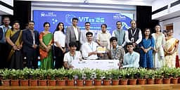 வளரும் நாடுகளின் பொருளாதார வளா்ச்சிக்கு அறிவியல், தொழில்நுட்ப அறிவு அவசியம்: விஐடி வேந்தா் கோ.விசுவநாதன்