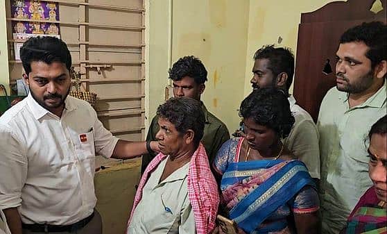 இரட்டைக் கொலை சம்பவம்:
பாதிக்கப்பட்ட குடும்பத்தினருக்கு
அமைச்சா் பிரபு ஆறுதல்