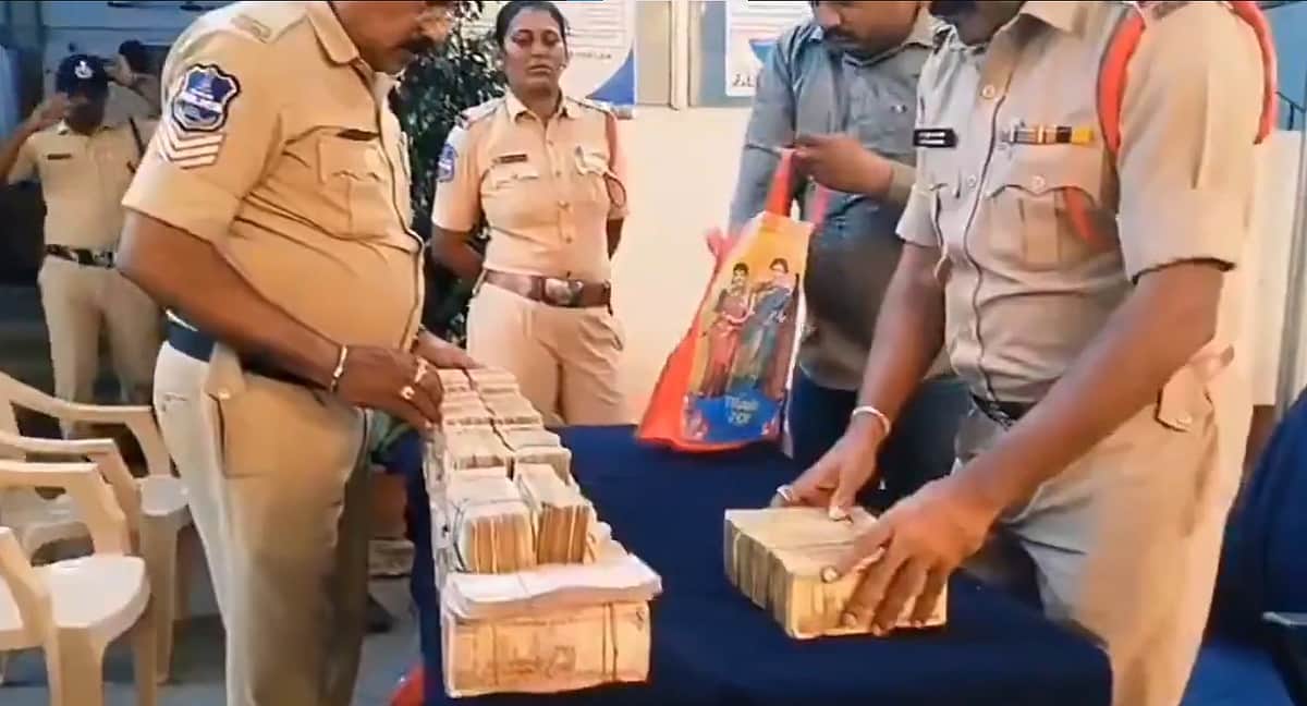 வங்கி கருவூலத்தில் ரூ.17.29 கோடி
கள்ளநோட்டுகள்: மேலும் இருவா் கைது