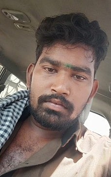 கொலை செய்யப்பட்ட ஓட்டுநா் ராஜா.