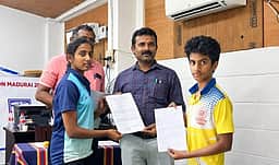 தேசிய துப்பாக்கிச் சுடுதல் போட்டி: நம்பியூா் குமுதா பள்ளி மாணவா்கள் தோ்வு
