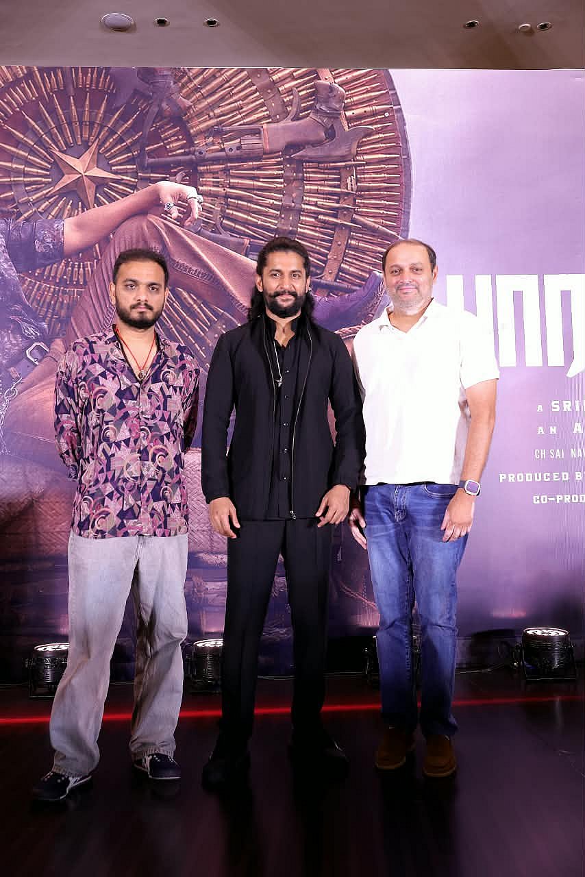 மாஸ் ஆக்சன் என்டர்டெய்னராக தயாராகி இருக்கும் இந்த திரைப்படத்தை ஸ்ரீ லட்சுமி வெங்கடேஸ்வரா சினிமாஸ் நிறுவனம் சார்பில் தயாரிப்பாளர் சுதாகர் செருகுரி தயாரித்துள்ள நிலையில், அனிருத் இசையமைத்திருக்கிறார்.